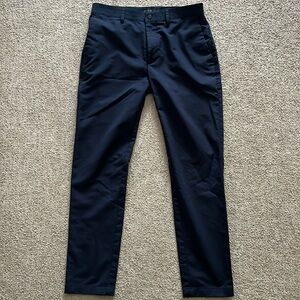 Banana Republic Slim City tech Pant 31x30 navy blue